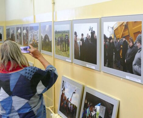 WYSTAWA FOTOGRAFICZNA 400 DNI W ŻURAWLOWIE