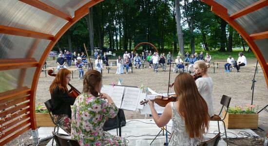 KONCERT MUZYKI KLASYCZNEJ W SKOMOROCHACH DUŻYCH