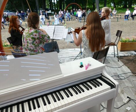 KONCERT MUZYKI KLASYCZNEJ W SKOMOROCHACH DUŻYCH