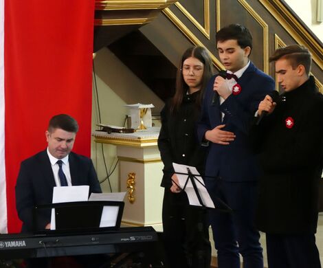 104. ROCZNICA ODZYSKANIA PRZEZ POLSKĘ NIEPODLEGŁOŚCI