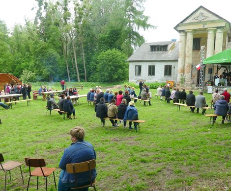 MUZYCZNIE W SKOMOROCHACH