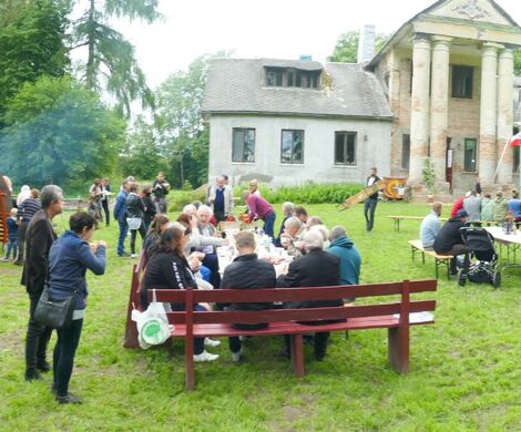 MUZYCZNIE W SKOMOROCHACH
