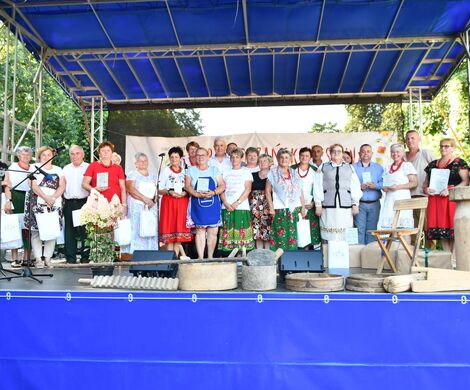 ROZTOCZAŃSKI FESTIWAL TWÓRCZOŚCI LUDOWEJ