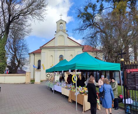 KIERMASZ OZDÓB ŚWIĄTECZNYCH