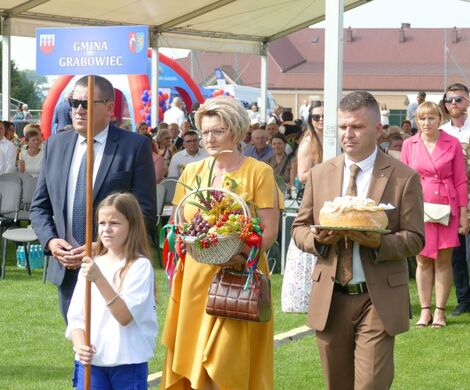 DOŻYNKI POWIATOWO-GMINNE W STARYM ZAMOŚCIU