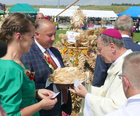 DOŻYNKI POWIATOWO-GMINNE W STARYM ZAMOŚCIU