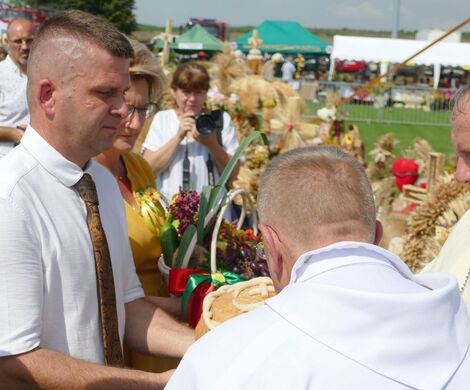 DOŻYNKI POWIATOWO-GMINNE W STARYM ZAMOŚCIU