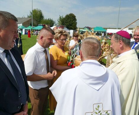 DOŻYNKI POWIATOWO-GMINNE W STARYM ZAMOŚCIU