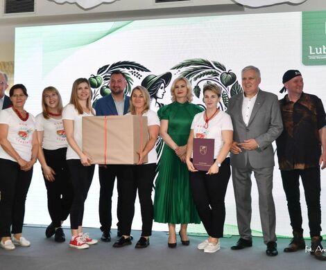''KOBIETA PRZEDSIĘBIORCZA W STYLU WEGE'', WRAPY WARZYWNE