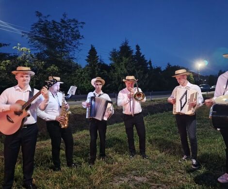 KAPELA GOK i NOC ŚWIĘTOJAŃSKA W DUBIENCE