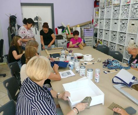 DRUGIE ŻYCIE STAREJ SZAFKI