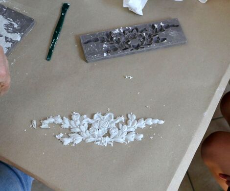 DRUGIE ŻYCIE STAREJ SZAFKI