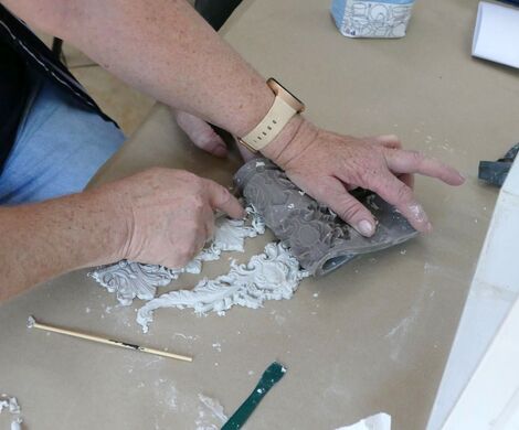 DRUGIE ŻYCIE STAREJ SZAFKI