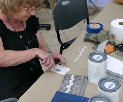 DRUGIE ŻYCIE STAREJ SZAFKI