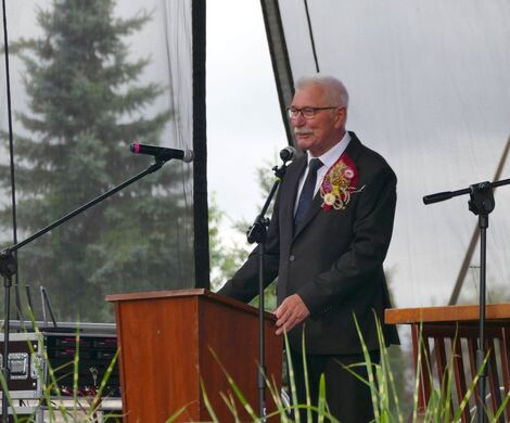 DOŻYNKI POWIATOWO-GMINNE W  ŁABUNIACH