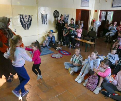 TEATRZYK "ZŁOTA RYBKA"