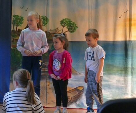 TEATRZYK "ZŁOTA RYBKA"