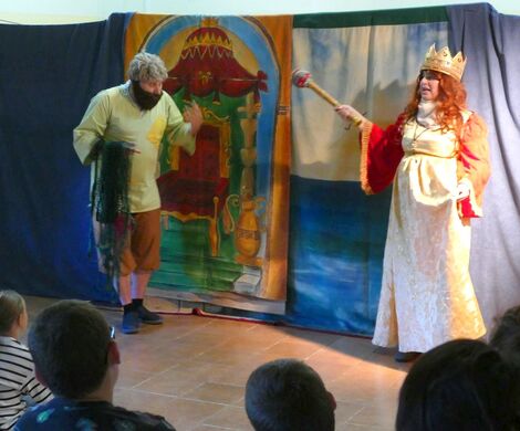 TEATRZYK "ZŁOTA RYBKA"