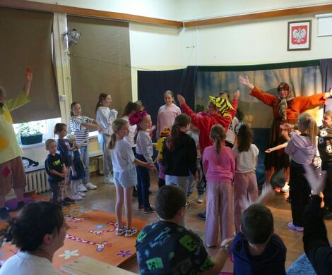 TEATRZYK "ZŁOTA RYBKA"