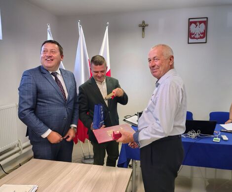 DOŻYNKI POWIATOWO-GMINNE W  ŁABUNIACH