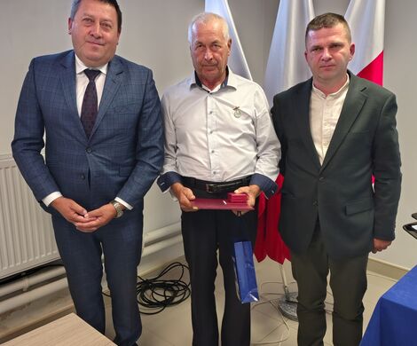 DOŻYNKI POWIATOWO-GMINNE W  ŁABUNIACH