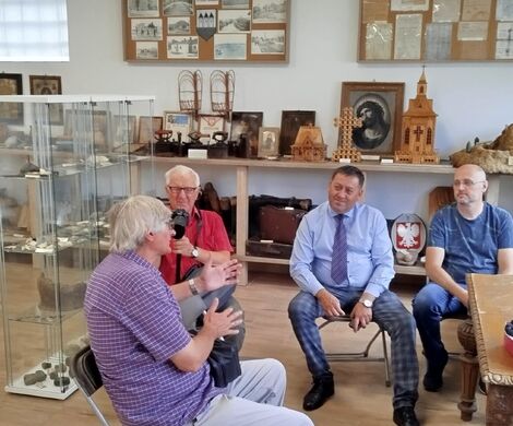 KSIĄŻKA O GRABOWCU!