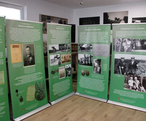 OTWARCIE WYSTAWY "MJR HENRYK DOBRZAŃSKI NA ZIEMI HRUBIESZOWSKIEJ"