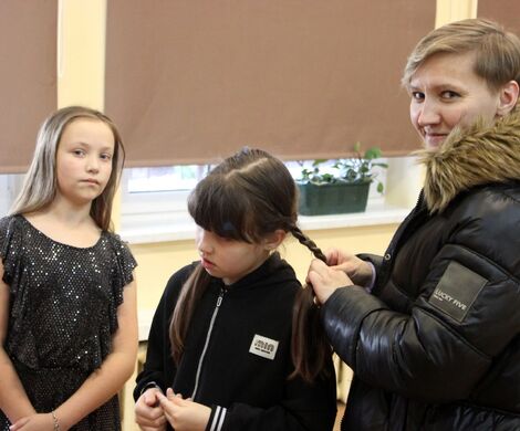 LIPKA - ZESPÓŁ PIEŚNI I TAŃCA 