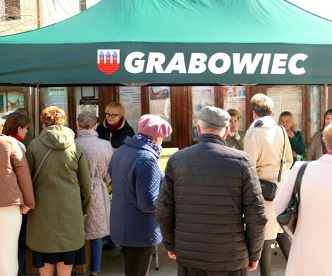 KIERMASZ ŚWIĄTECZNY 