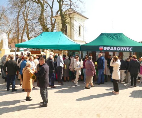 KIERMASZ ŚWIĄTECZNY 