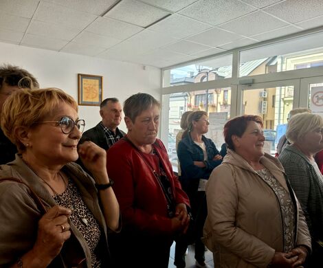 SPACERKIEM PO NIEDŹWIEDZIM GRODZIE – RELACJA Z WYCIECZKI SENIORÓW DO CHEŁMA