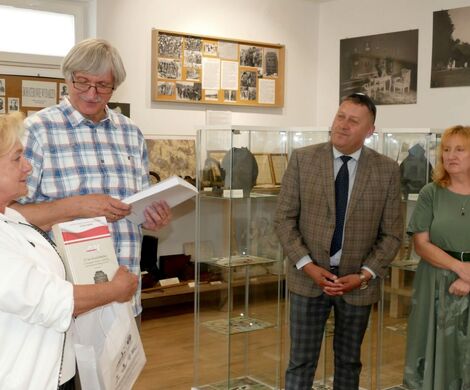 WYJĄTKOWE SPOTKANIE Z HISTORIĄ I LITERATURĄ W GRABOWCU