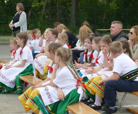 ŚWIĘTO FOLKLORU W KUROWIE. VII Ogólnopolski Przegląd Dziecięcych Zespołów Tańca Ludowego za nami