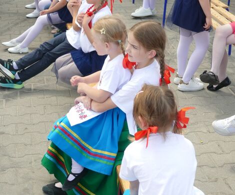 ŚWIĘTO FOLKLORU W KUROWIE. VII Ogólnopolski Przegląd Dziecięcych Zespołów Tańca Ludowego za nami