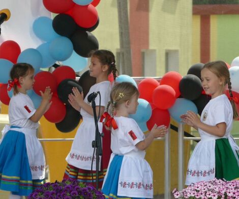 ŚWIĘTO FOLKLORU W KUROWIE. VII Ogólnopolski Przegląd Dziecięcych Zespołów Tańca Ludowego za nami