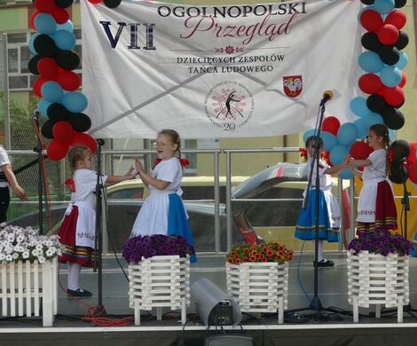 ŚWIĘTO FOLKLORU W KUROWIE. VII Ogólnopolski Przegląd Dziecięcych Zespołów Tańca Ludowego za nami