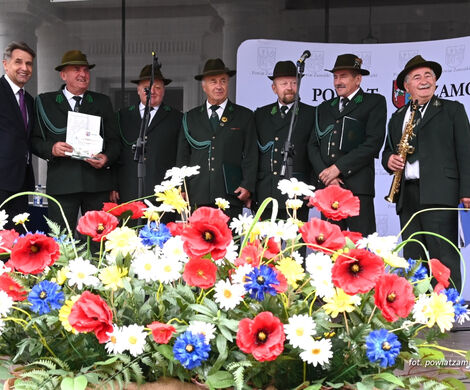 ZESPÓŁ "WADERA" Z GRABOWCA ZADEBIUTOWAŁ NA XXVII ZAMOJSKICH DNIACH FOLKLORU W ZWIERZYŃCU
