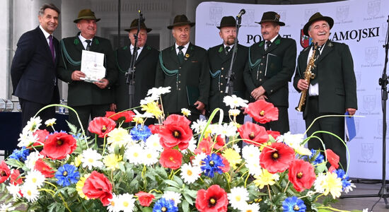 ZESPÓŁ "WADERA" Z GRABOWCA ZADEBIUTOWAŁ NA XXVII ZAMOJSKICH DNIACH FOLKLORU W ZWIERZYŃCU