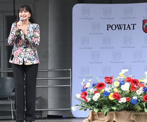 ZESPÓŁ "WADERA" Z GRABOWCA ZADEBIUTOWAŁ NA XXVII ZAMOJSKICH DNIACH FOLKLORU W ZWIERZYŃCU