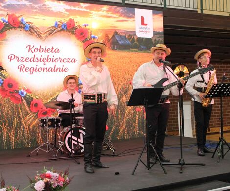 ŚWIĘTO TRADYCJI, SMAKU I KOBIECEJ PRZEDSIĘBIORCZOŚCI.