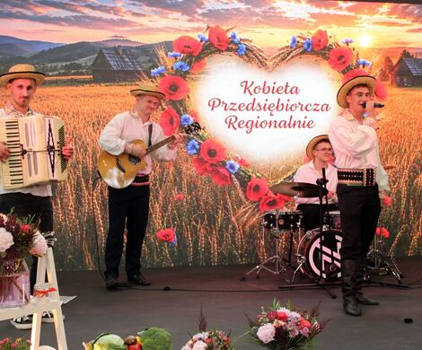 ŚWIĘTO TRADYCJI, SMAKU I KOBIECEJ PRZEDSIĘBIORCZOŚCI.