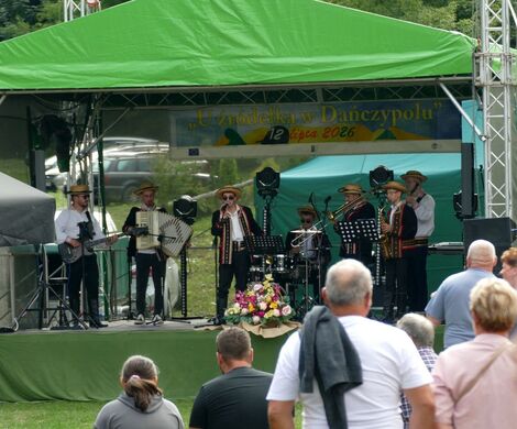 „PIKNIKU W DAŃCZYPOLU” – święto lokalnej społeczności u malowniczego źródełka