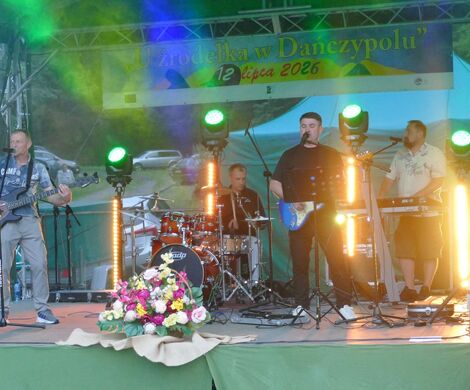 „PIKNIKU W DAŃCZYPOLU” – święto lokalnej społeczności u malowniczego źródełka