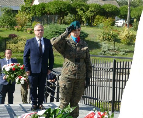 UROCZYSTE OBCHODY 87. ROCZNICY NAPAŚCI SOWIECKIEJ W GRABOWCU GÓRZE